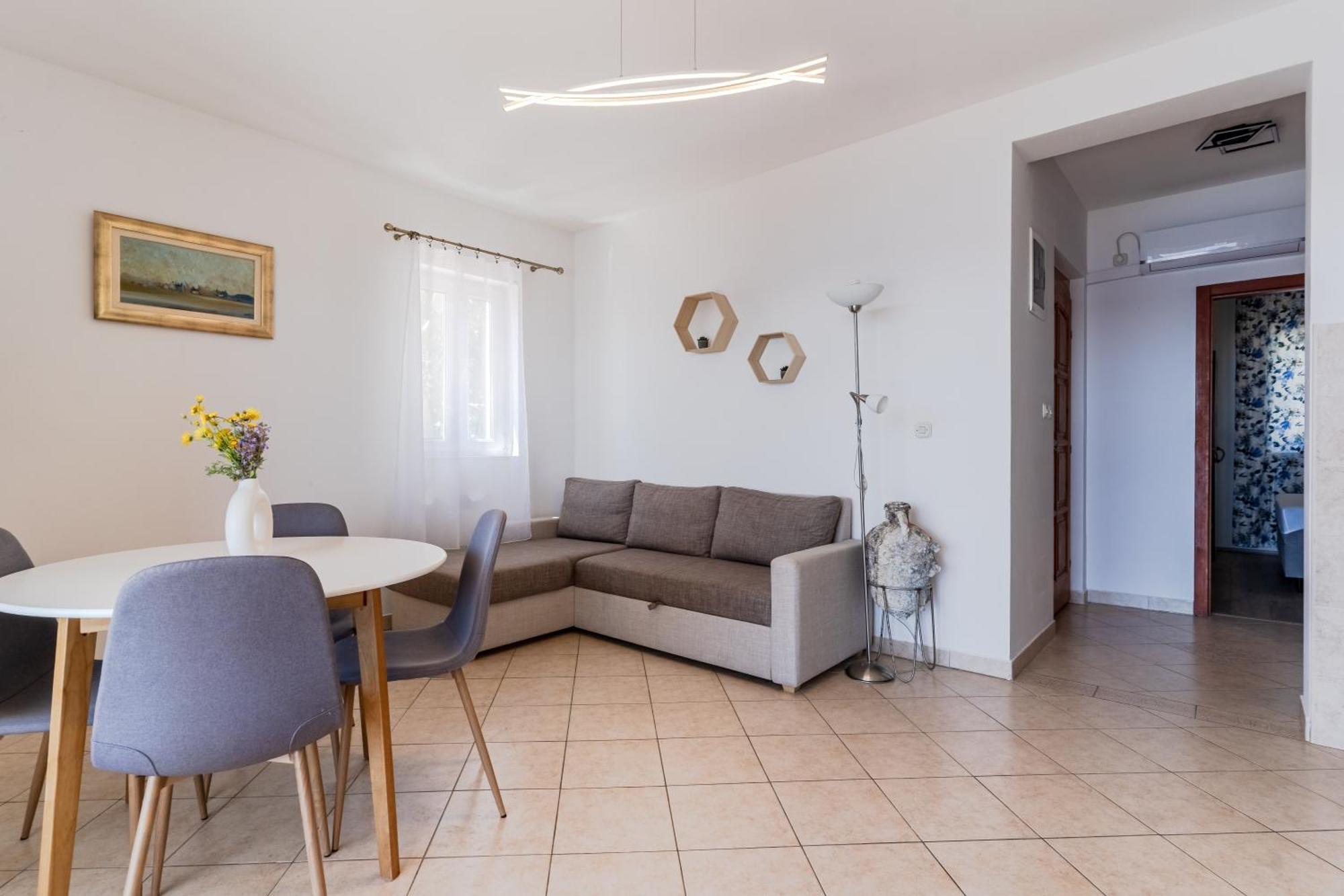 Villa Marin - 4 Apartments 萨瓦拉 外观 照片