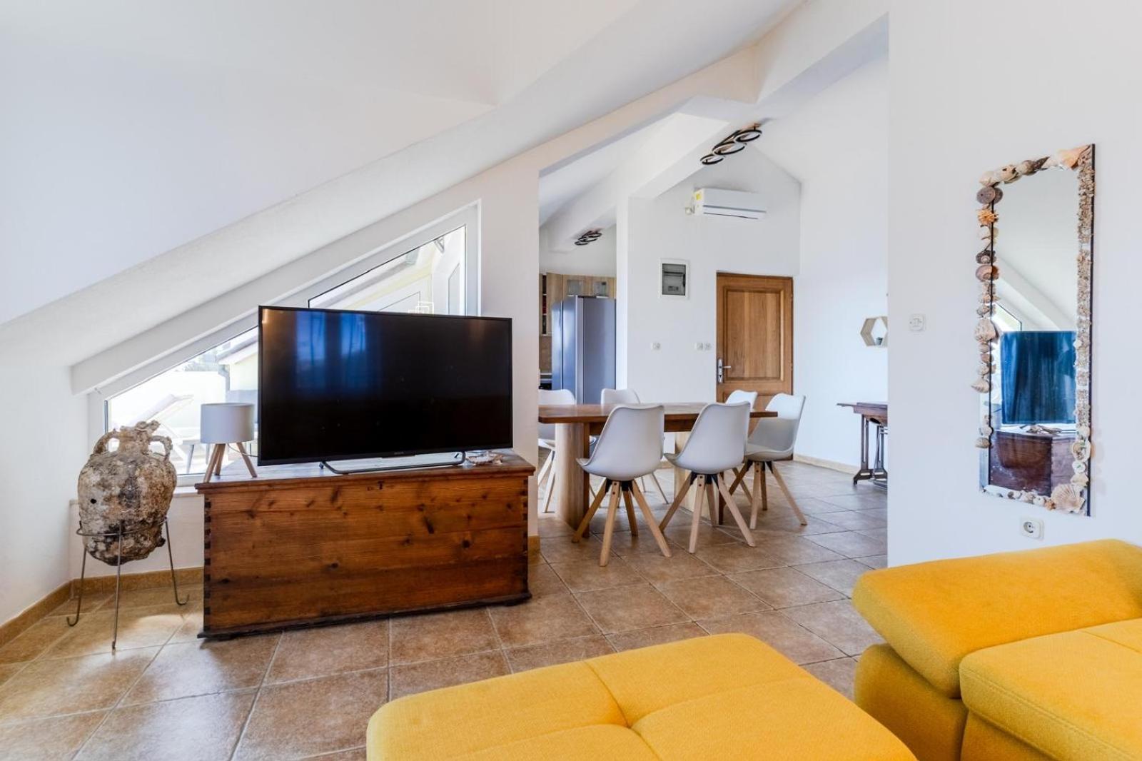 Villa Marin - 4 Apartments 萨瓦拉 外观 照片